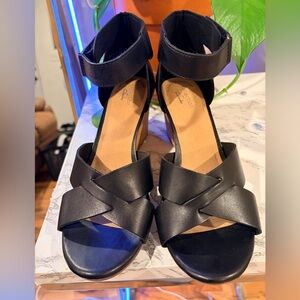 Clarks Black Crisscross Heels